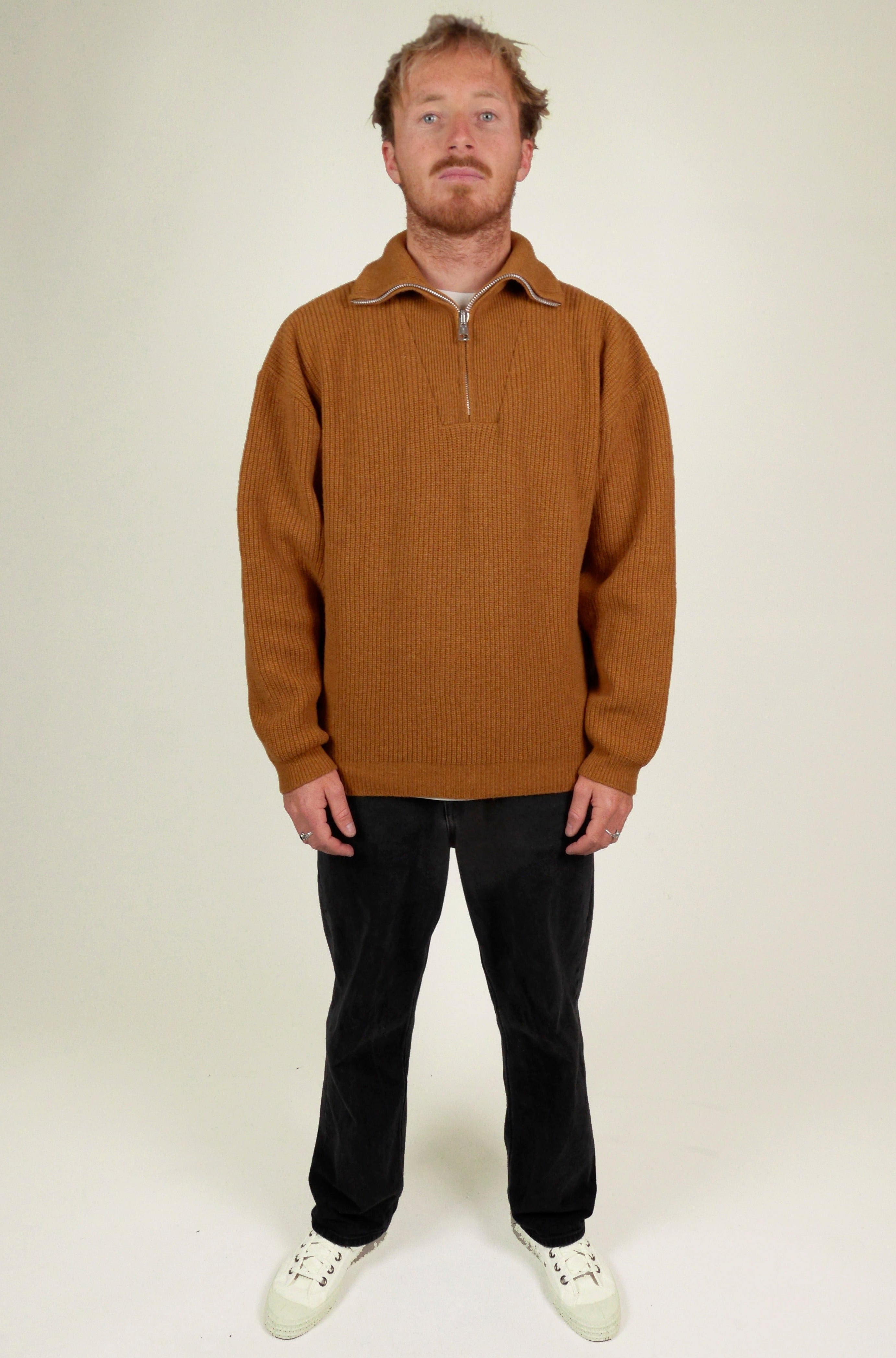 Zipped collar jumper "George" - Camel