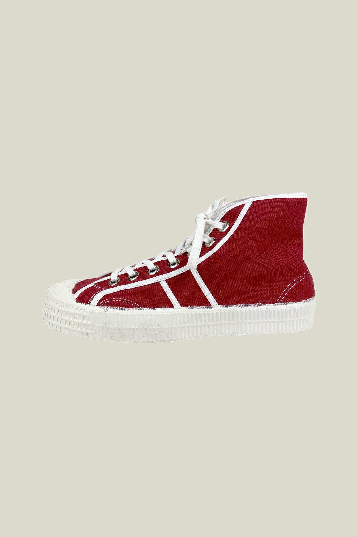 Basket online rouge bordeaux
